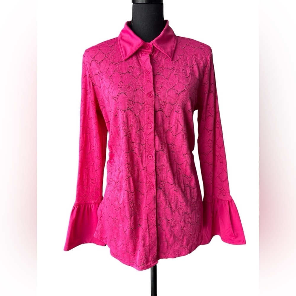 C wonder by Christian Soriano pink lace button down size medium. NWOT Size M